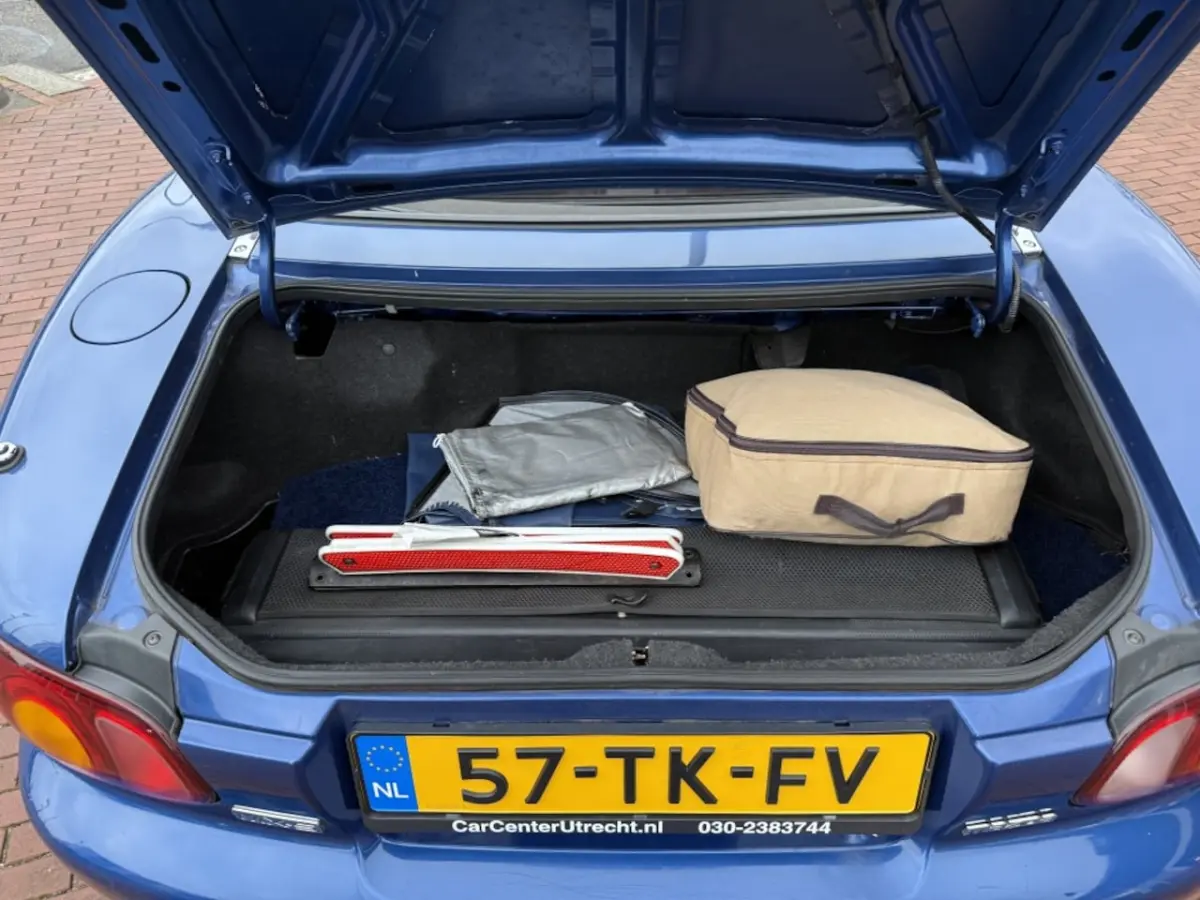 1.8i 10th Annivers. | hardtop | airco |