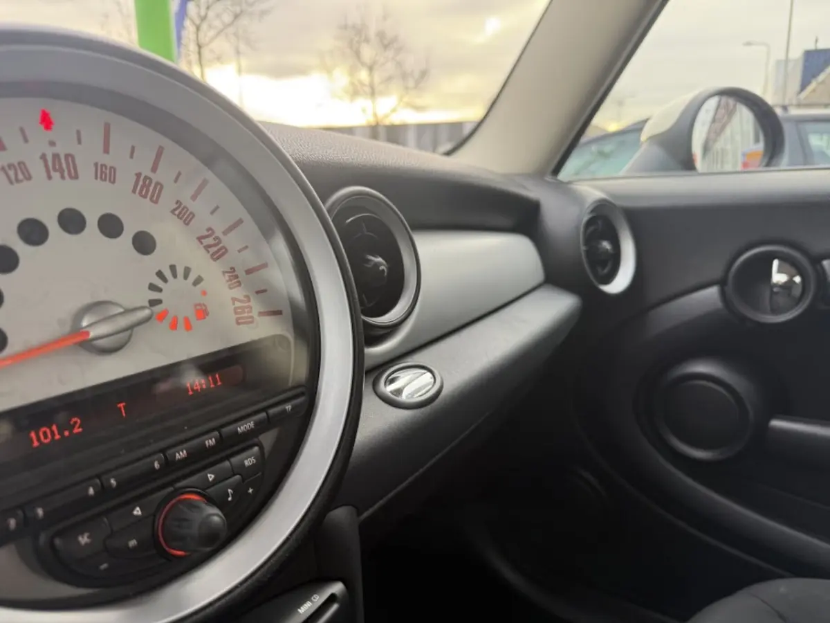 1.6 | 6versn | airco | navi |
