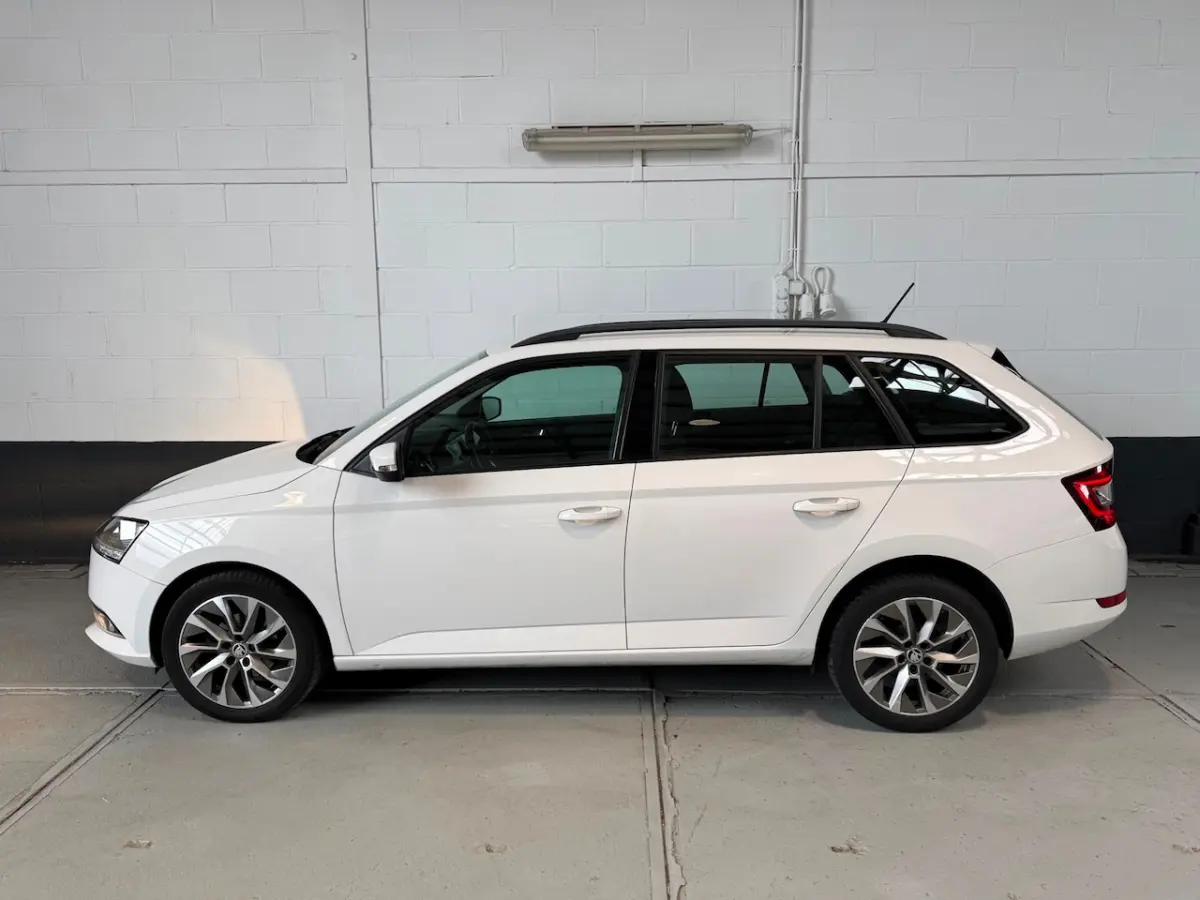 1.0 TSI Business Edition / 1E EIGENAAR / APPLE CAR PLAY / AIRCO / NL-AUTO / CRUISE CONTROL