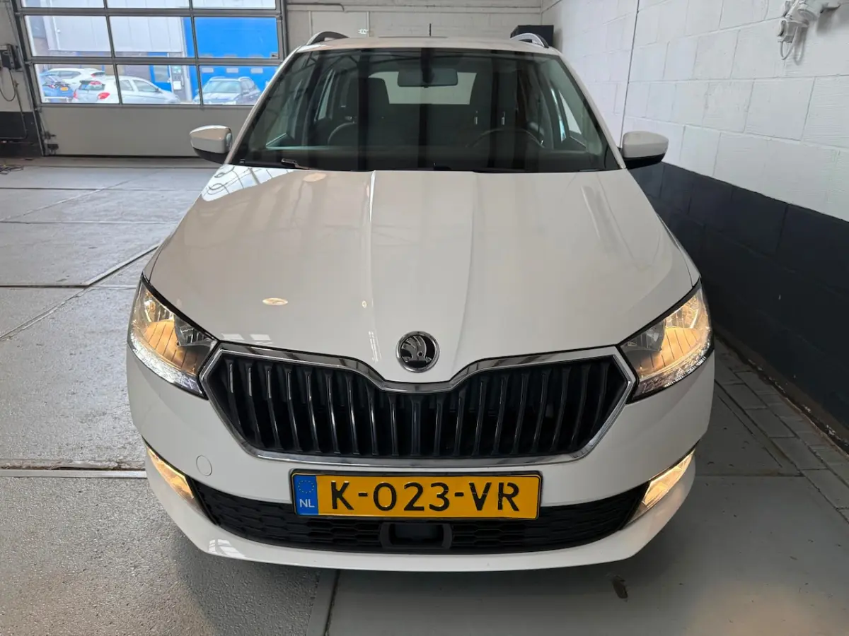 1.0 TSI Business Edition / 1E EIGENAAR / APPLE CAR PLAY / AIRCO / NL-AUTO / CRUISE CONTROL