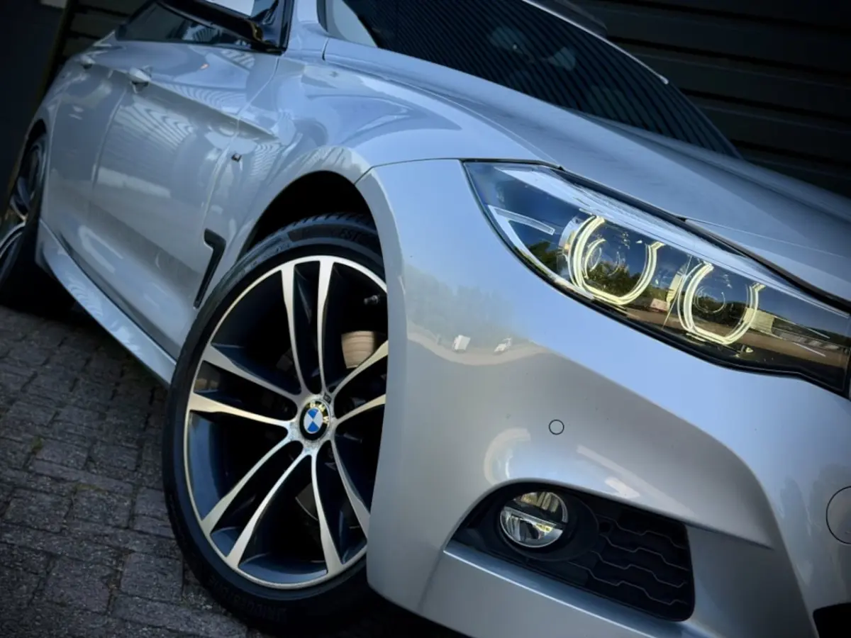 330i xDrive M-SPORT PANO|H/K|KEYLESS|M STOEL