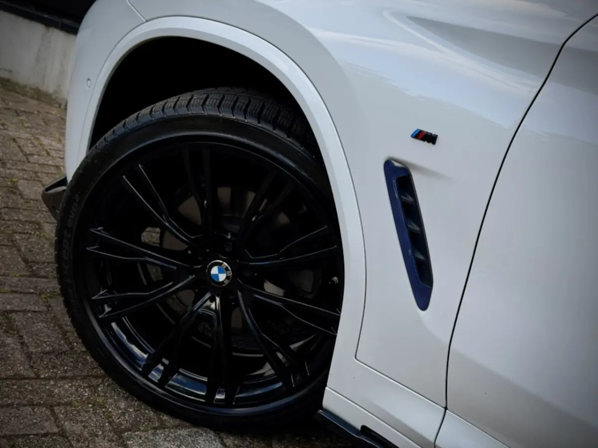 xDrive20i M-PERFORMANCE PANO|HUD|360|H/K|THAAK