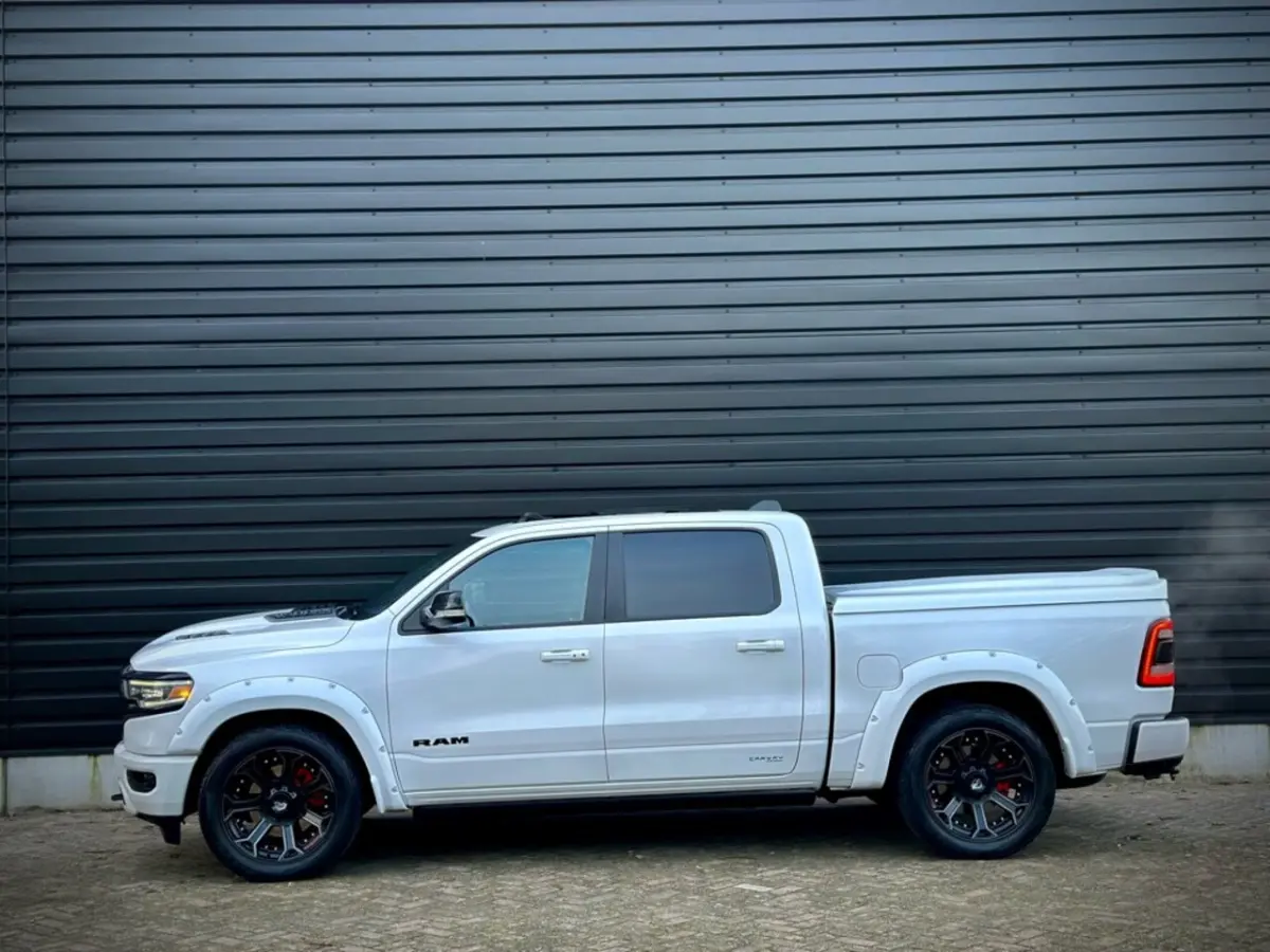 5.7 V8 4x4 CC LIMITED NIGHT|HULK|PANO|HUD|ACC|HK VOL