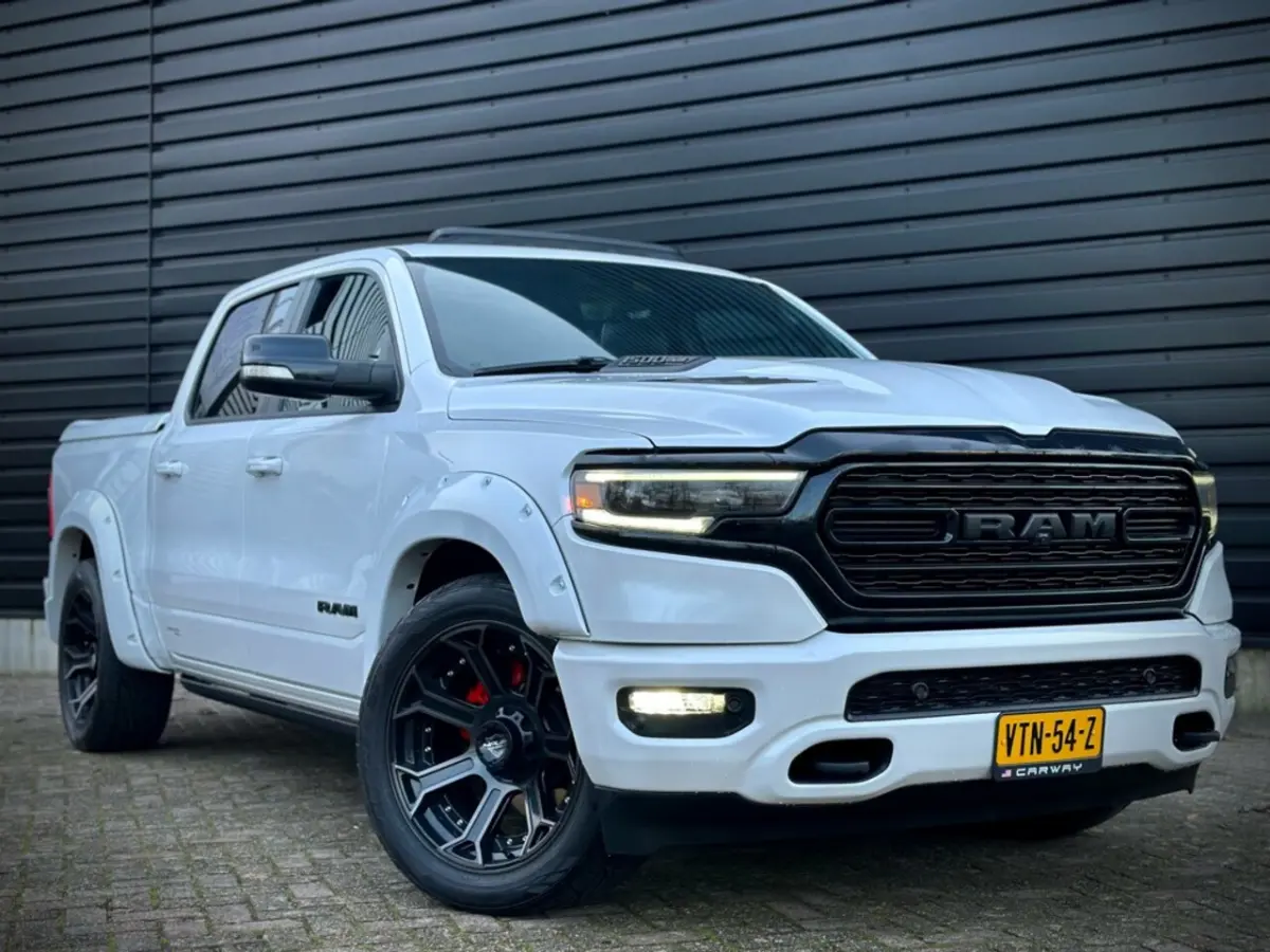 5.7 V8 4x4 CC LIMITED NIGHT|HULK|PANO|HUD|ACC|HK VOL
