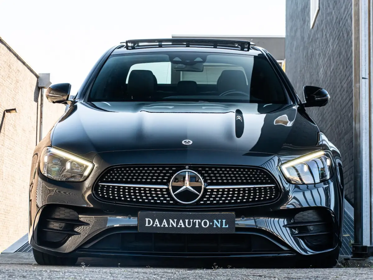 300 e Business Solution AMG Full option Burmester Pano Memory Acc Glascoating
