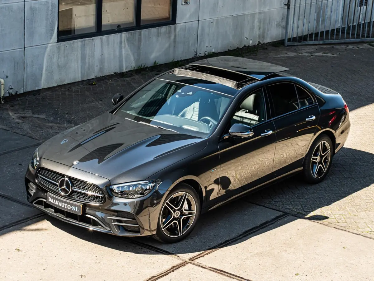300 e Business Solution AMG Full option Burmester Pano Memory Acc Glascoating