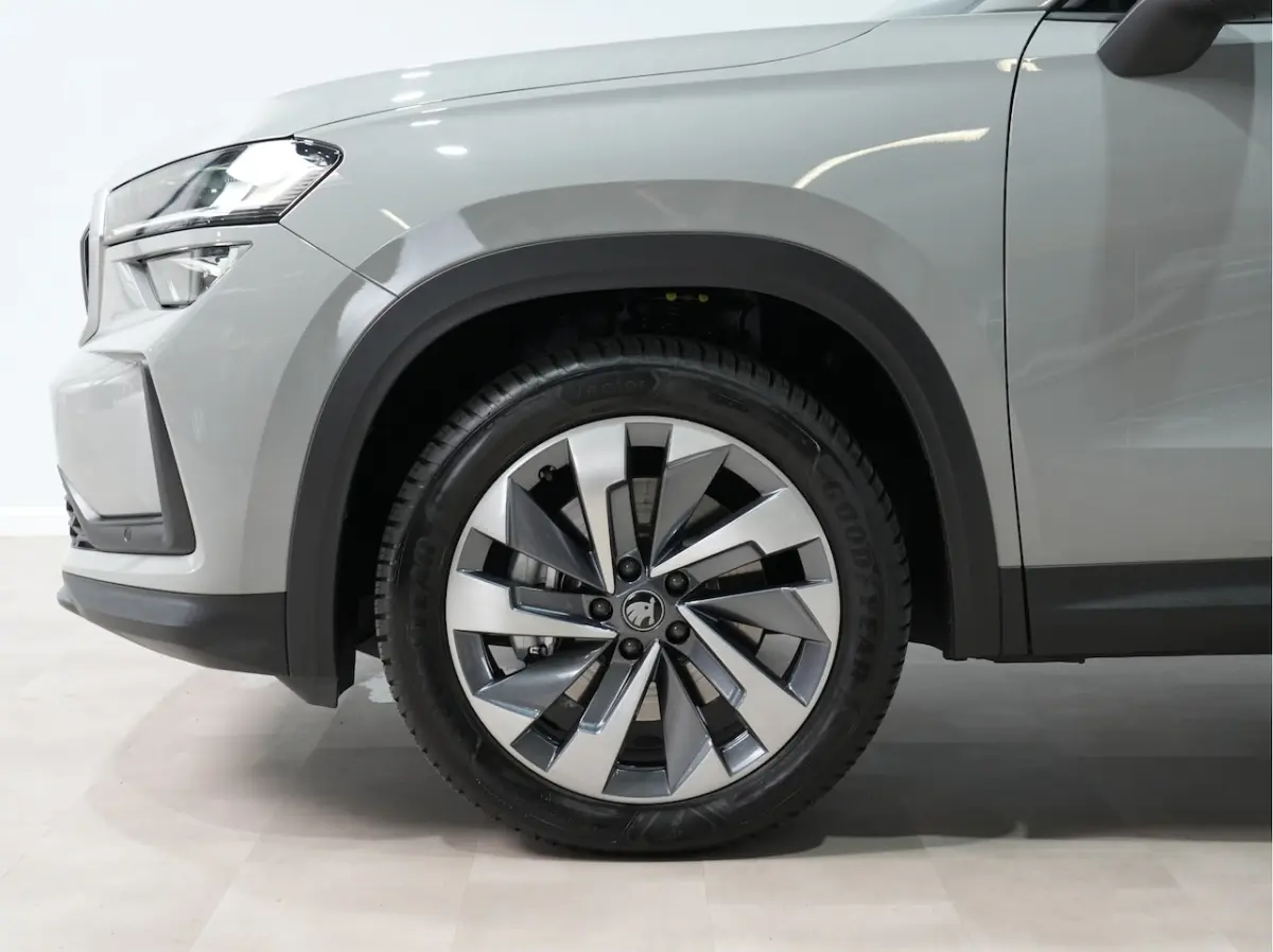 1.5 TSI MHEV Business Edition 7persoons | Panoramadak | Camera | 19" | Trekhaak | Memory 2