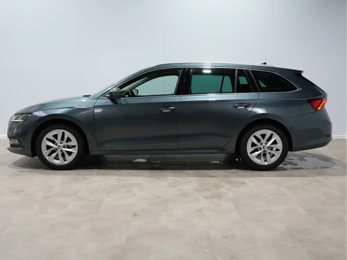 1.0 TSI 110pk Business Ed. | Trekhaak | Navi | Digital Cockpit | Stoelverw. | Carplay 81