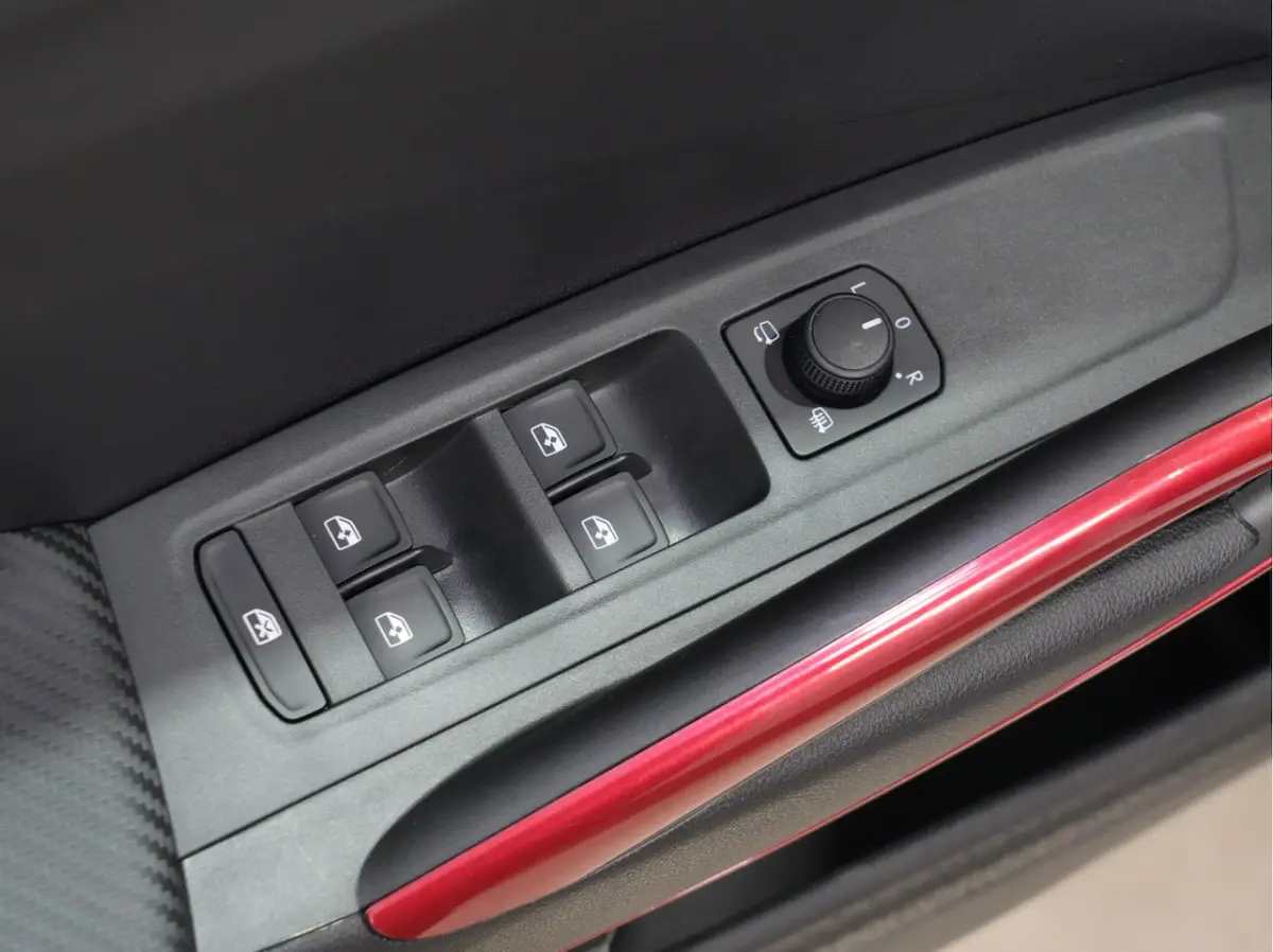 1.0 TSI DSG Monte Carlo | Full-LED | Camera | Android/Carplay | Keyless 238