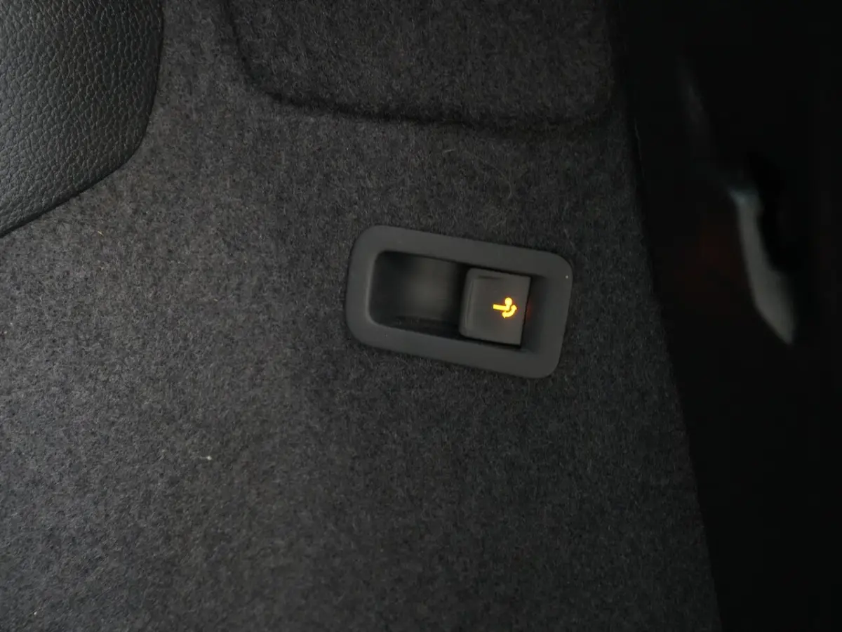 1.5 TSI ACT 150pk Sportline Navigatie Trekhaak Camera Keyless Stoelverwarming 37