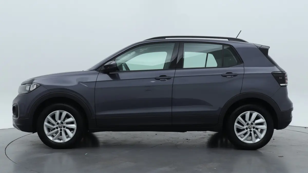 1.0 TSI 95pk Life | Navigatie | Keyless | Camera | Stoelverw. 013