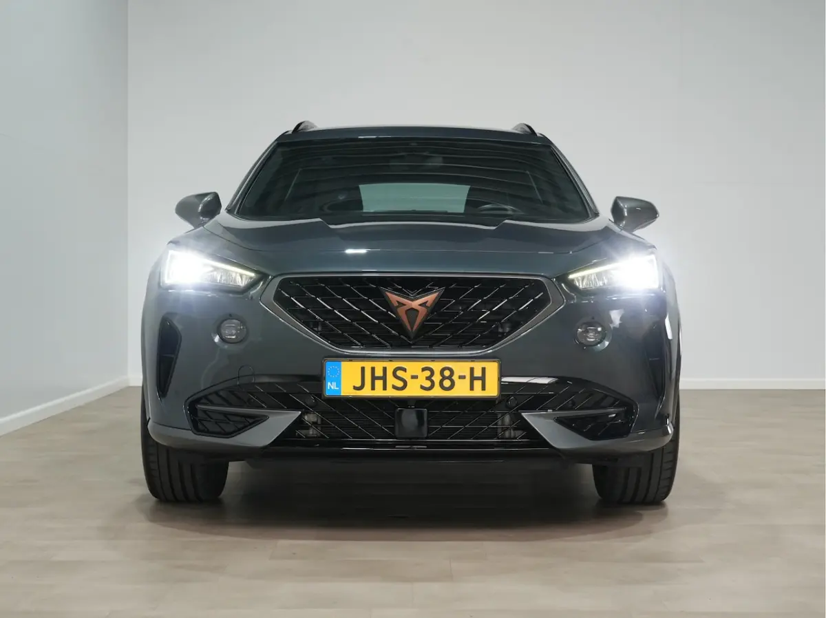 1.4 TSI eHybrid 204pk PHEV Adrenaline / Navigatie / Camera / Trekhaak / Elektrische achter