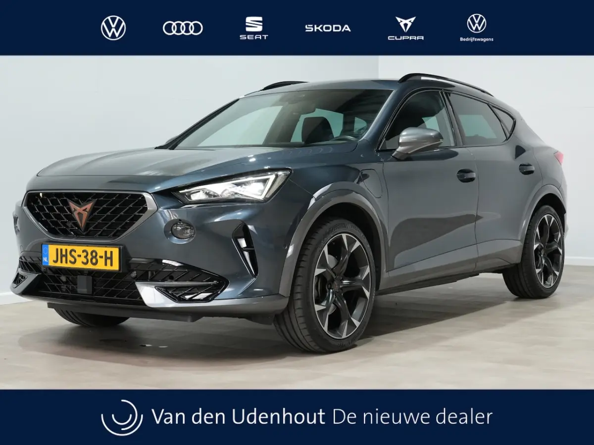 1.4 TSI eHybrid 204pk PHEV Adrenaline / Navigatie / Camera / Trekhaak / Elektrische achter