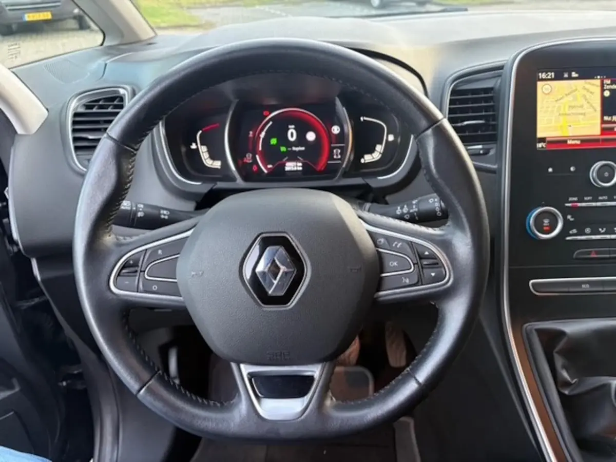 1.2 TCe Zen | Navi | Cruise | Trekhaak | 43.821 km Dealeronderhouden