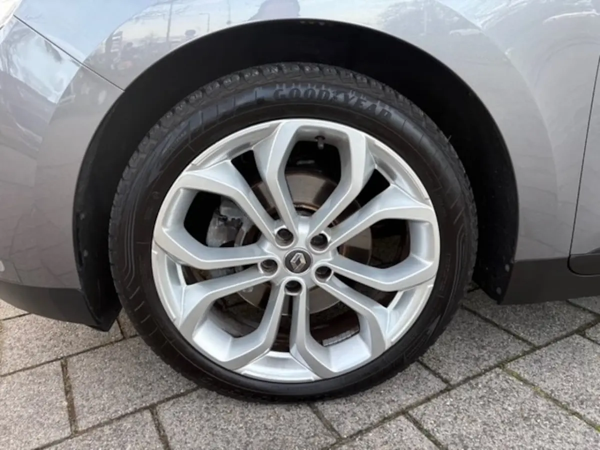 1.2 TCe Zen | Navi | Cruise | Trekhaak | 43.821 km Dealeronderhouden