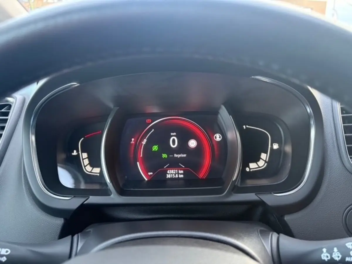 1.2 TCe Zen | Navi | Cruise | Trekhaak | 43.821 km Dealeronderhouden