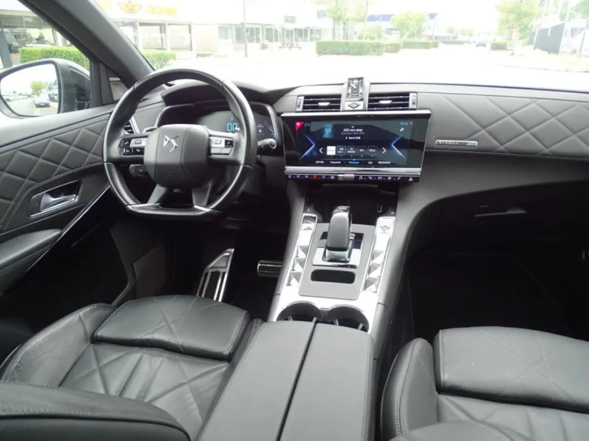 E-TENSE 4X4 PERF. L. Carplay-AircoClim-Pano-Media-
