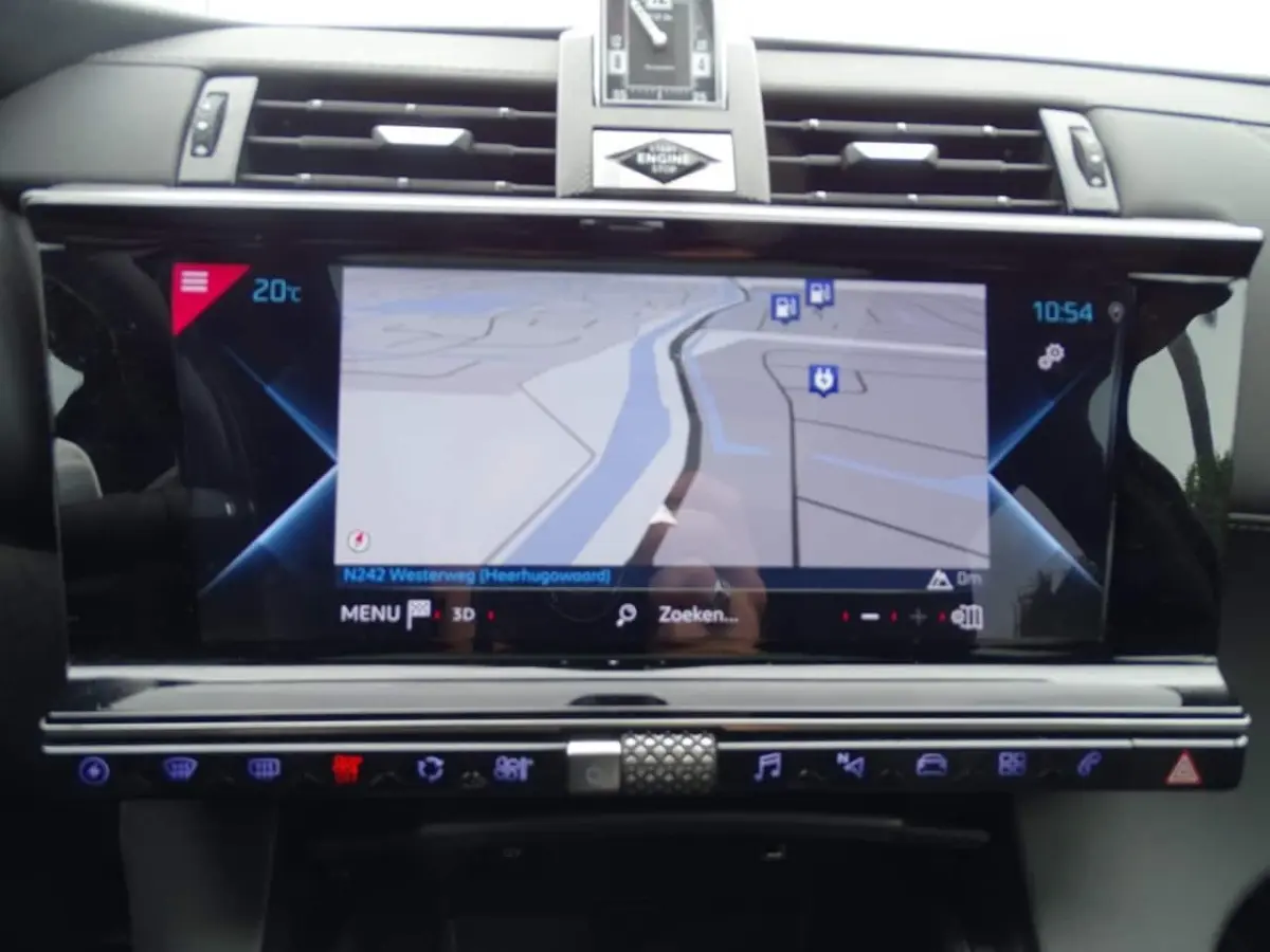 E-TENSE 4X4 PERF. L. Carplay-AircoClim-Pano-Media-