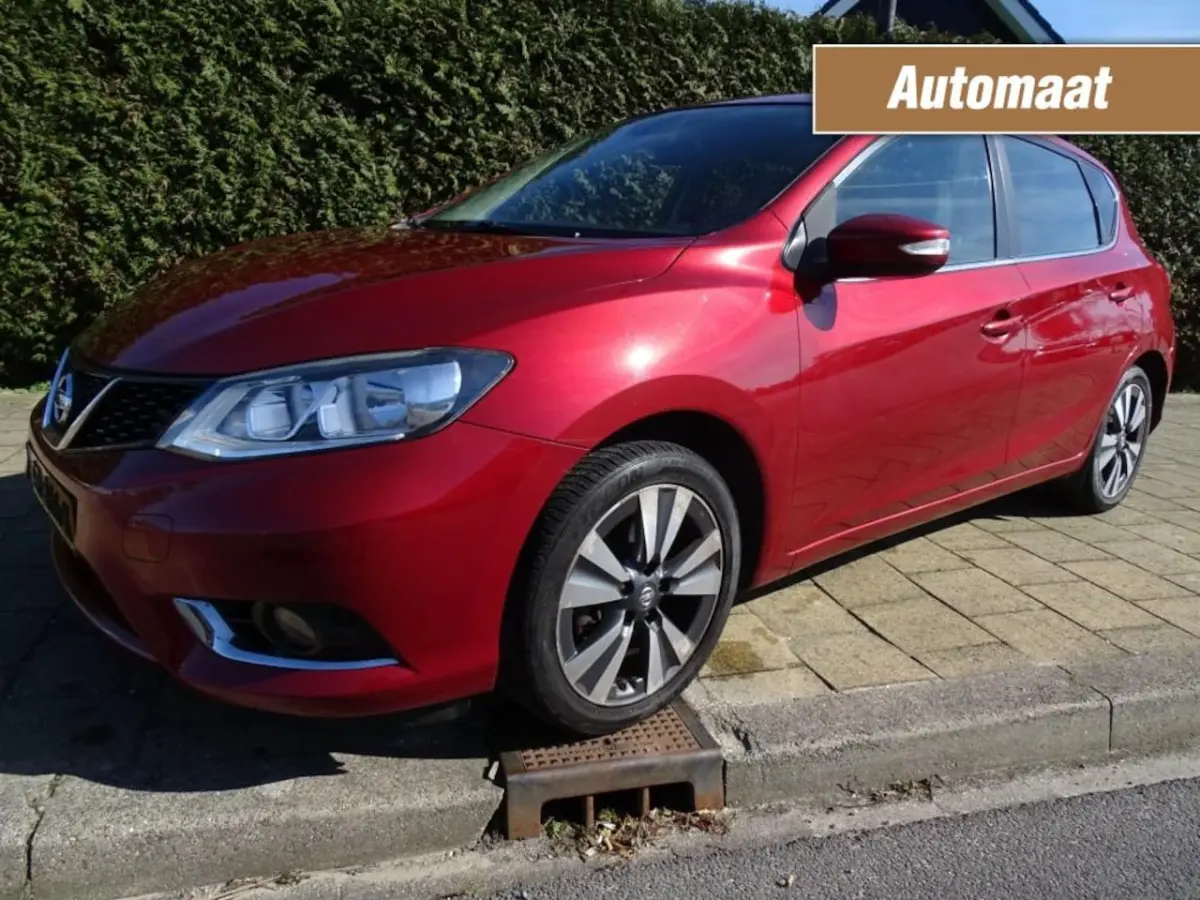 Nissan Pulsar 2015 Benzine Automatisch leasen