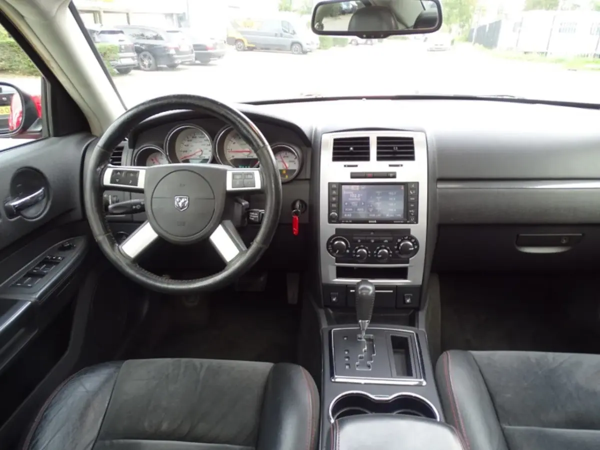 6.1SRT HEMI V8 432Pk - Blth-Clima-Leer-Schuifdak-Cruise