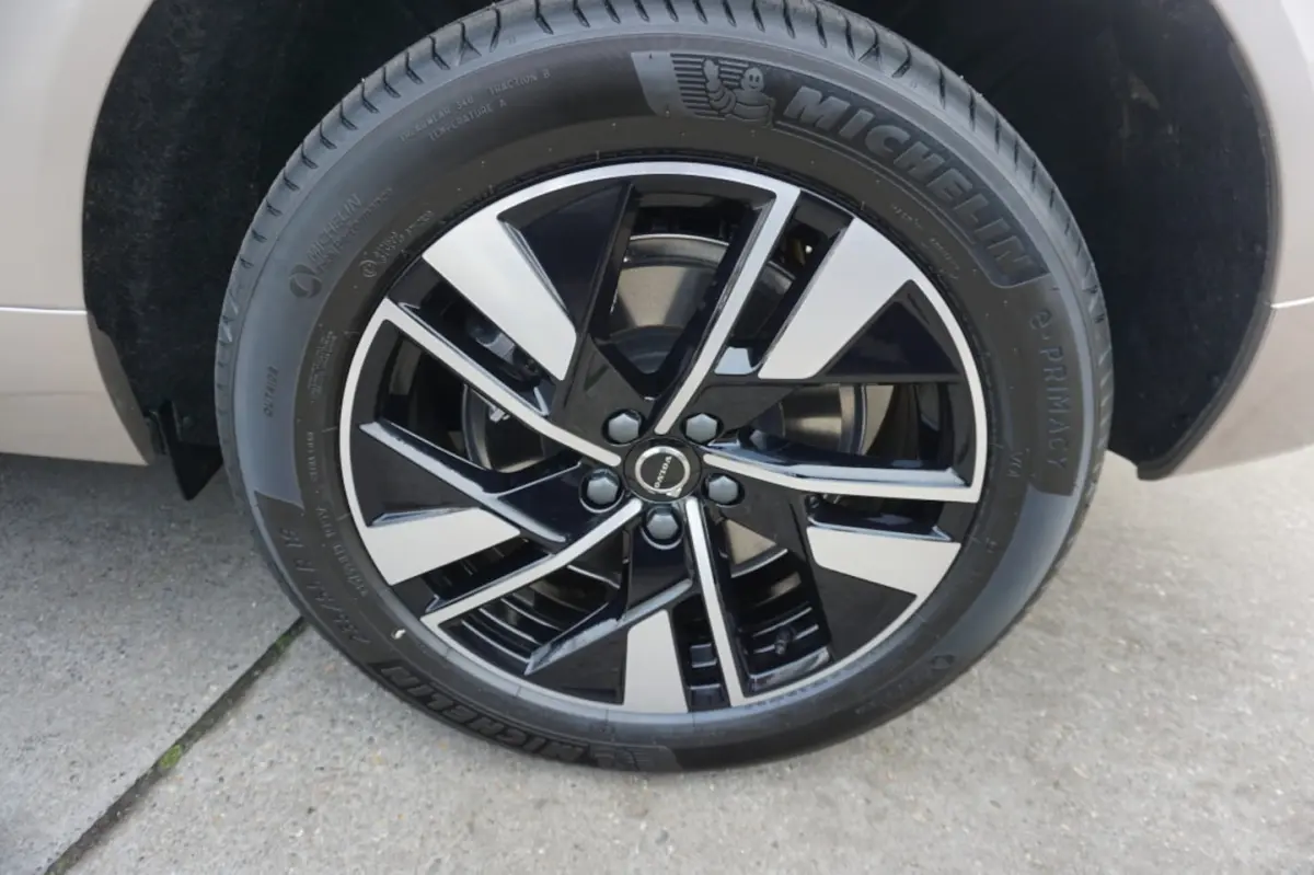 T8 Plug-In Hybrid 455pk Aut AWD Plus Dark Panoramadak El.trekhaak