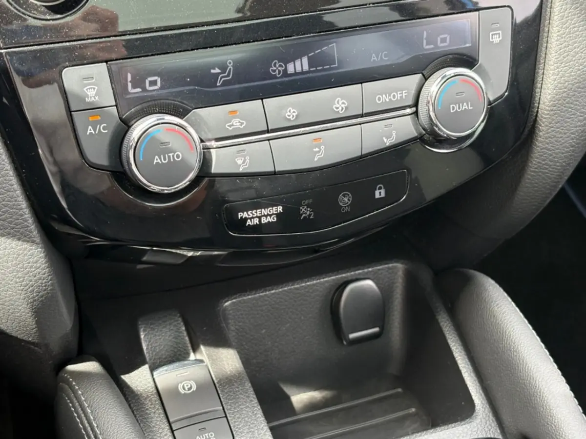 1.3 DIG-T 160PK AUT. N-CONNECTA PANO-DAK NAVI CAMERA CARPLAY AIRCO LMV PDC