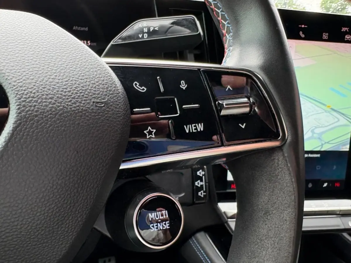 1.2 E-TECH AUT. FULL-HYBRID 200PK ICONIC-ESPRIT-ALPINE LED NAVI CAMERA CARPLAY AIRCO