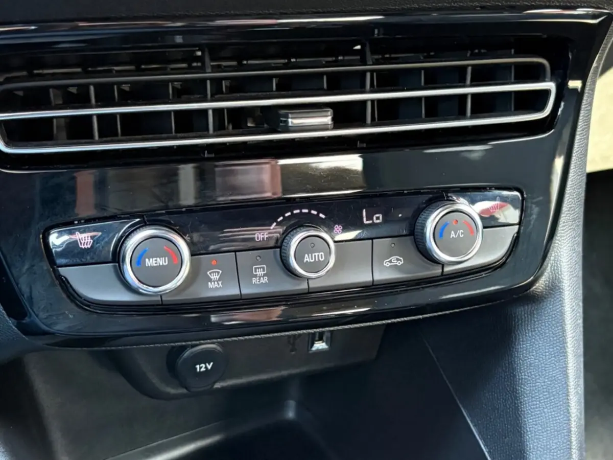 1.2 Turbo GS LINE 130PK AUT. NAVIGATIE LED CAMERA CARPLAY AIRCO
