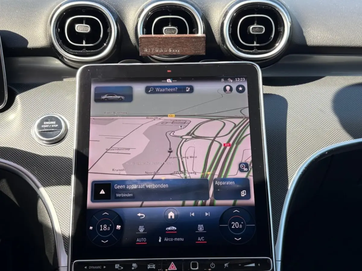 300E PLUG IN HYBRIDE EL. MEMORY STOEL 360CAMERA CARPLAY EL.TREKHAAK