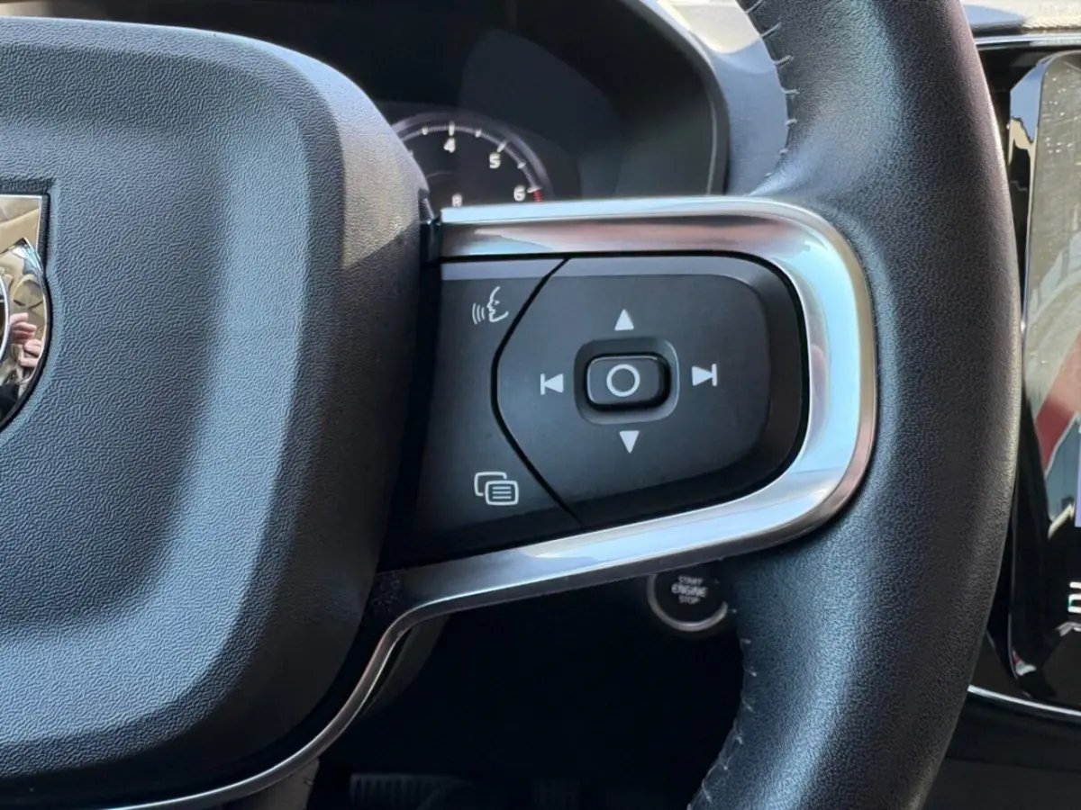 1.5 T3 AUT. BUSINESS-PRO+ 163PK LED CARPLAY NAVIGATIE ECC-AIRCO LMV PDC