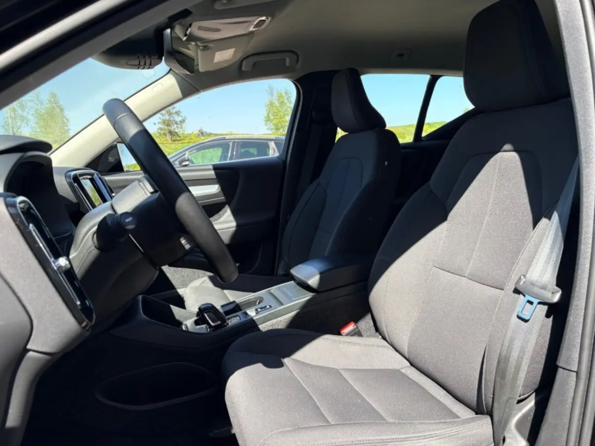 1.5 T3 AUT. BUSINESS-PRO+ 163PK LED CARPLAY NAVIGATIE ECC-AIRCO LMV PDC