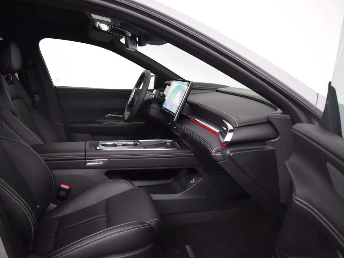 80 kWh Takumi Business Edition | 360Â° View Monitor | Alarmsysteem (geen certificering) | C