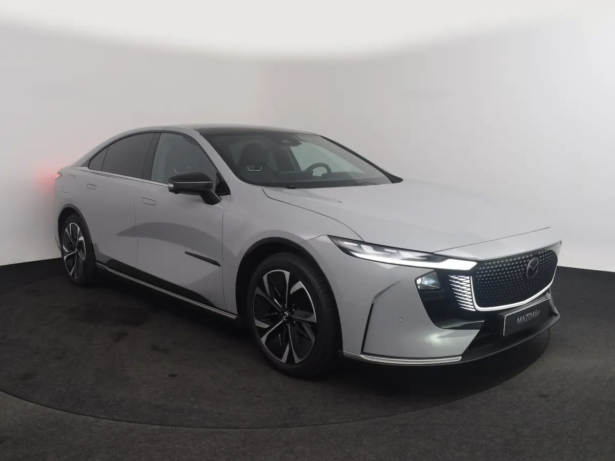 80 kWh Takumi Business Edition | 360Â° View Monitor | Alarmsysteem (geen certificering) | C
