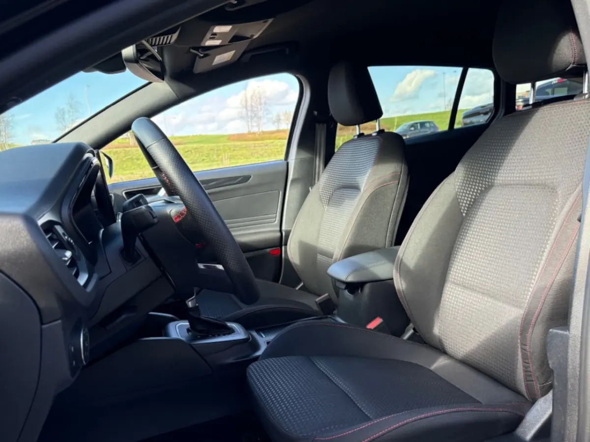 1.0 ECOBOOST HYBRID ST-LINE 155PK AUT. NAVI CAMERA CARPLAY