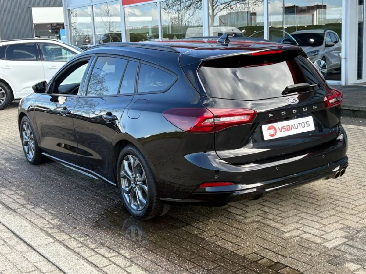 1.0 ECOBOOST HYBRID ST-LINE 155PK AUT. NAVI CAMERA CARPLAY