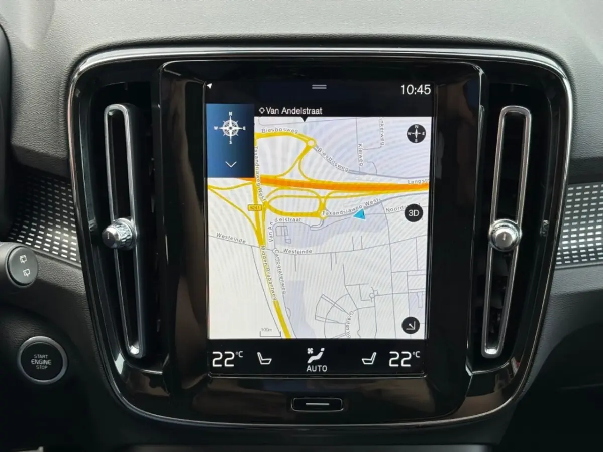 2.0 B4 MHEV R-DESIGN 197PK AUT. NAVI CAMERA CARPLAY