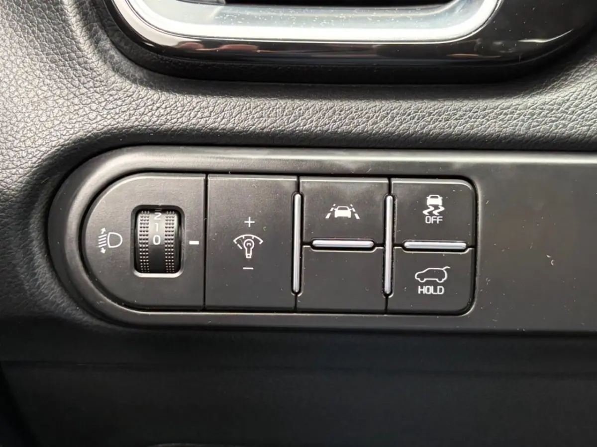 1.4 T-GDI AUT. 140PK GT-LINE LED NAVI CAMERA CARPLAY AIRCO LMV PDC