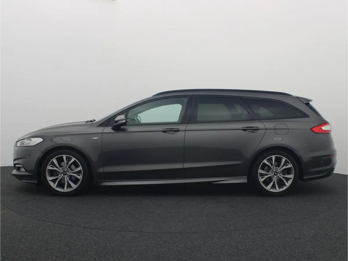 Wagon 1.5 ST Line CAMERA / STOELVERW / STUURVERW / CARPLAY / KEYLESS / NAVI / CLIMA / PDC