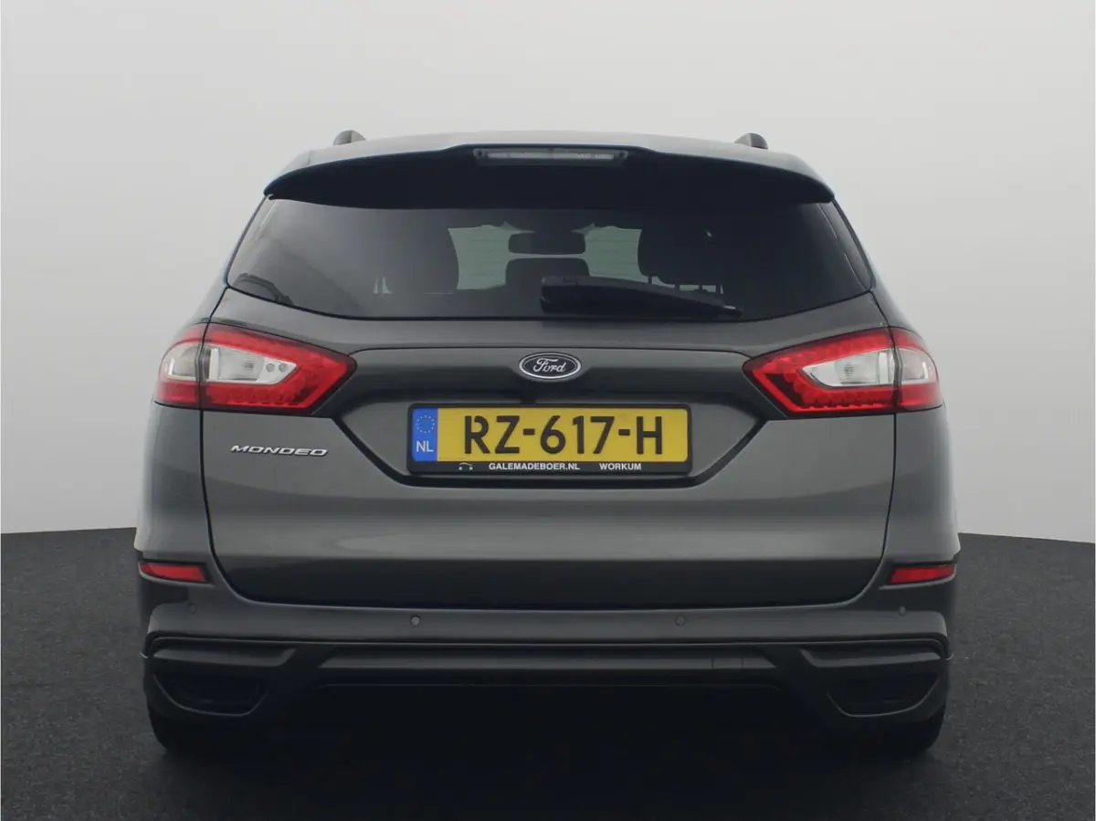 Wagon 1.5 ST Line CAMERA / STOELVERW / STUURVERW / CARPLAY / KEYLESS / NAVI / CLIMA / PDC