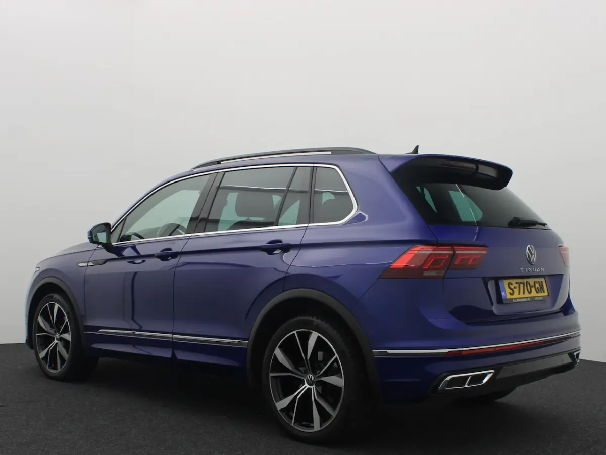 1.5 TSI R-Line Business+ FULL LED / SFEER / LAPIZ BLUE / CAMERA / CARPLAY / STOELVERW / KE