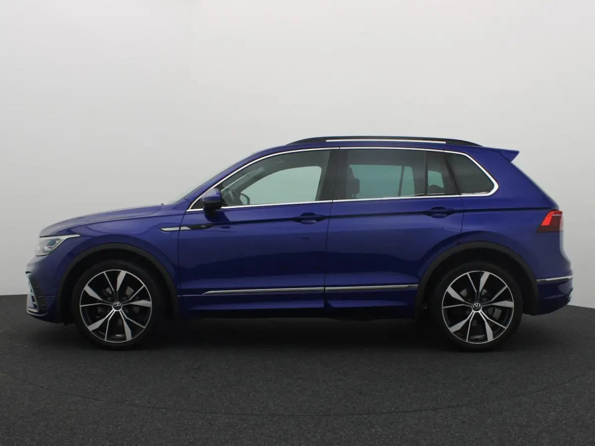 1.5 TSI R-Line Business+ FULL LED / SFEER / LAPIZ BLUE / CAMERA / CARPLAY / STOELVERW / KE
