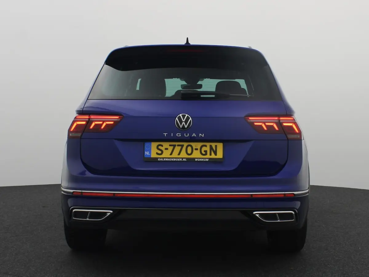 1.5 TSI R-Line Business+ FULL LED / SFEER / LAPIZ BLUE / CAMERA / CARPLAY / STOELVERW / KE