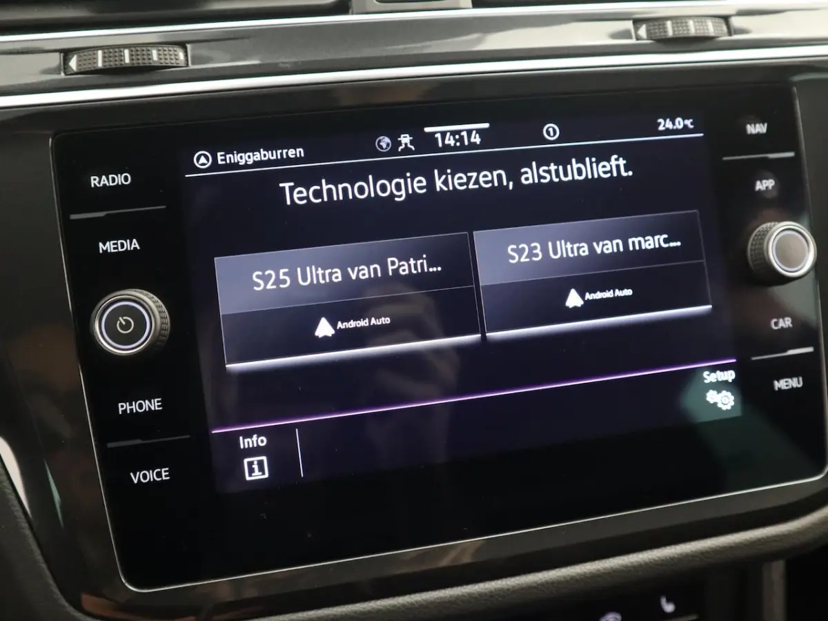 1.5 TSI R-Line Business+ FULL LED / SFEER / LAPIZ BLUE / CAMERA / CARPLAY / STOELVERW / KE
