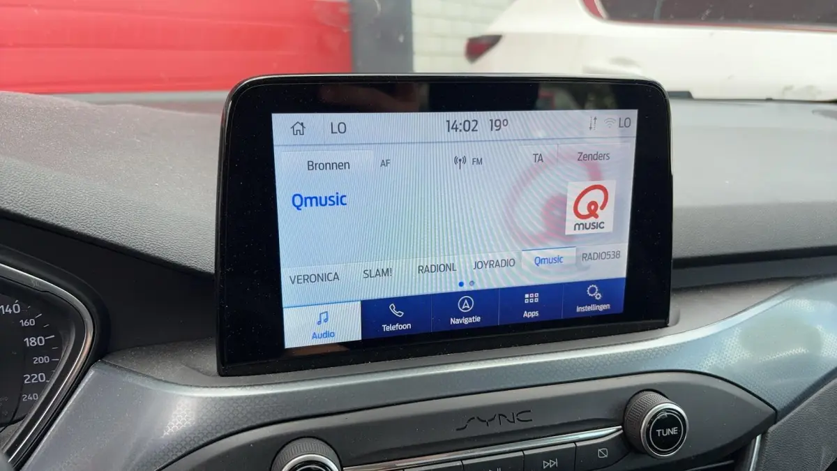 1.0 EcoBoost Active Business TREKHAAK / KEYLESS / CAMERA / CARPLAY / ACC / STOELVERW / STU