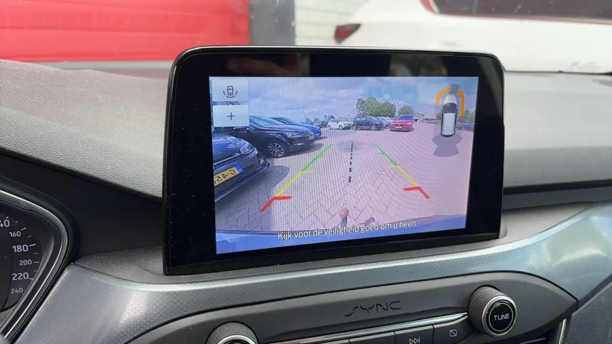 1.0 EcoBoost Active Business TREKHAAK / KEYLESS / CAMERA / CARPLAY / ACC / STOELVERW / STU