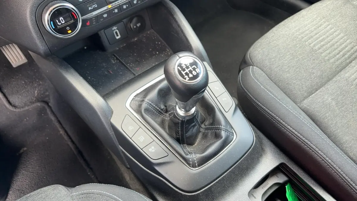 1.0 EcoBoost Active Business TREKHAAK / KEYLESS / CAMERA / CARPLAY / ACC / STOELVERW / STU