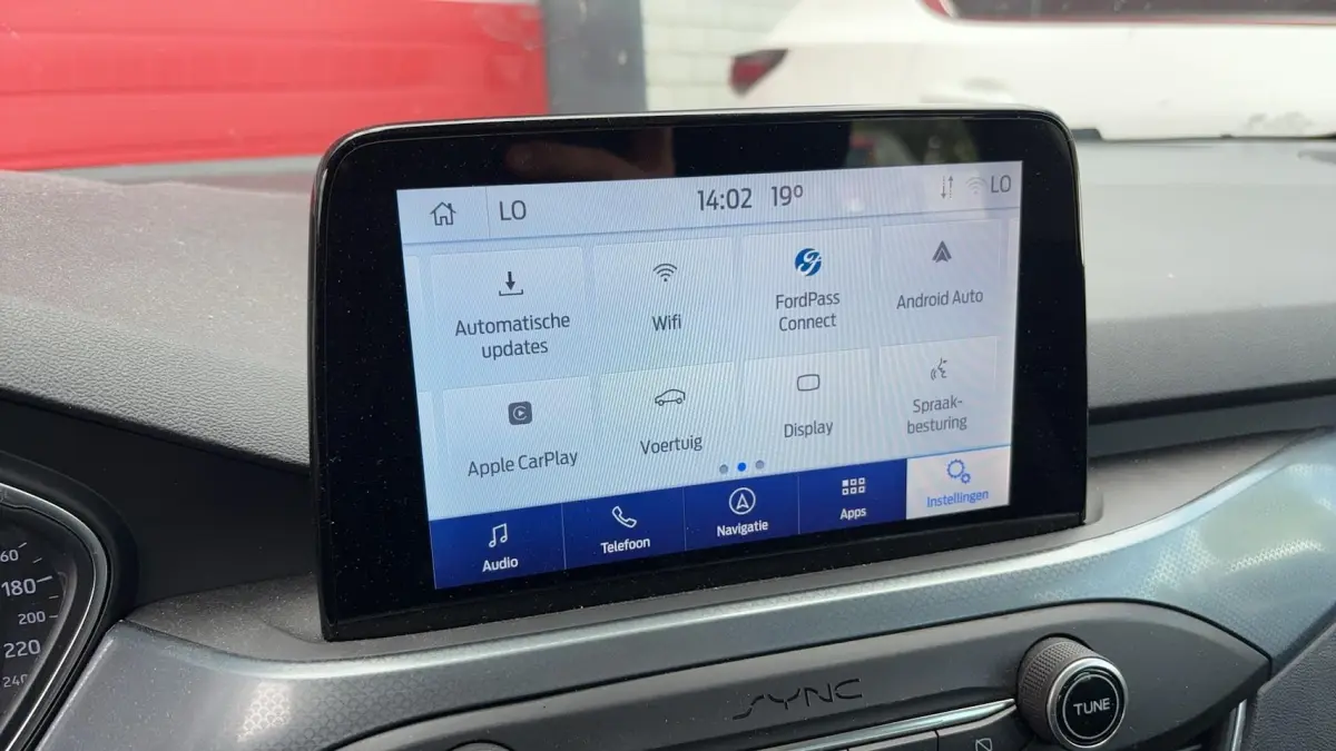 1.0 EcoBoost Active Business TREKHAAK / KEYLESS / CAMERA / CARPLAY / ACC / STOELVERW / STU