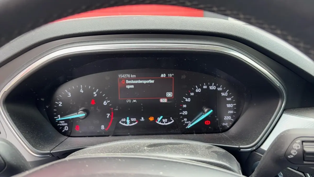 1.0 EcoBoost Active Business TREKHAAK / KEYLESS / CAMERA / CARPLAY / ACC / STOELVERW / STU