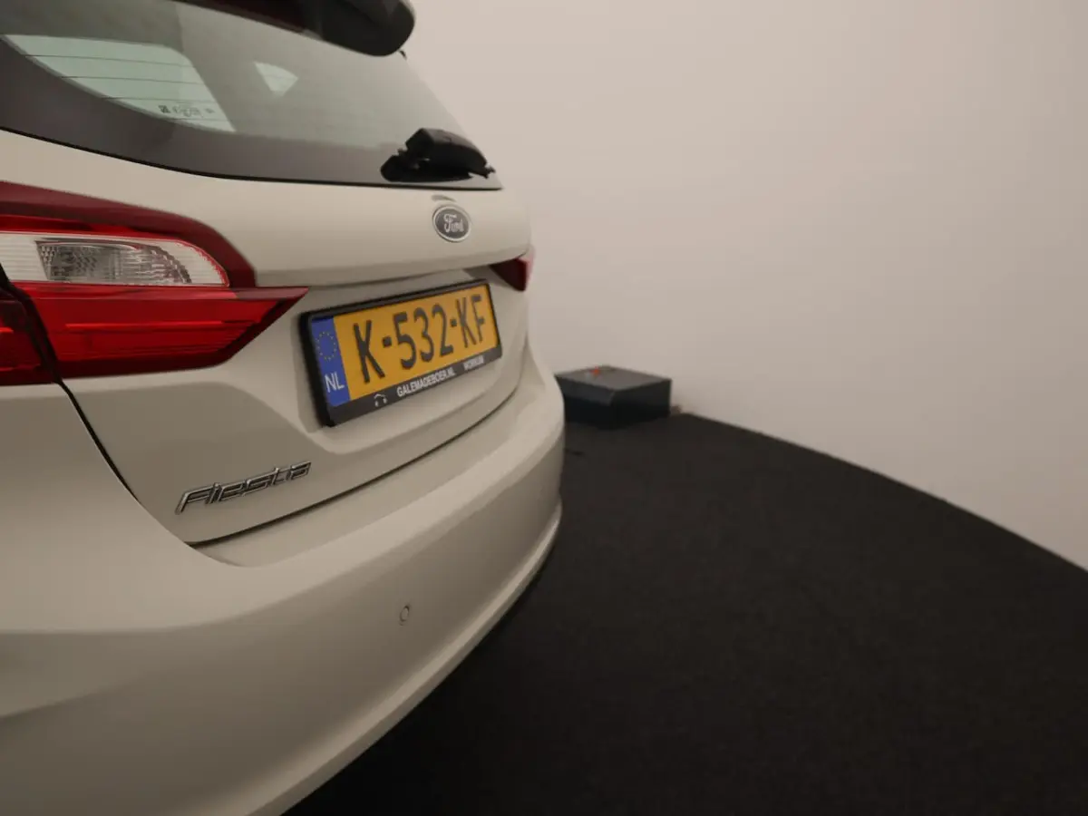 1.0 EcoBoost Titanium X METROPOLIS WHITE / BANG & OLUFSEN / KEYLESS / CARPLAY / NAVI / AIR