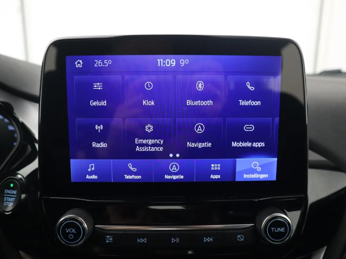 1.0 EcoBoost Titanium X METROPOLIS WHITE / BANG & OLUFSEN / KEYLESS / CARPLAY / NAVI / AIR